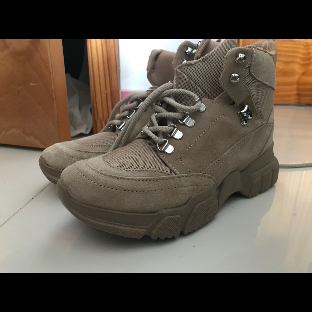 Boots hiker